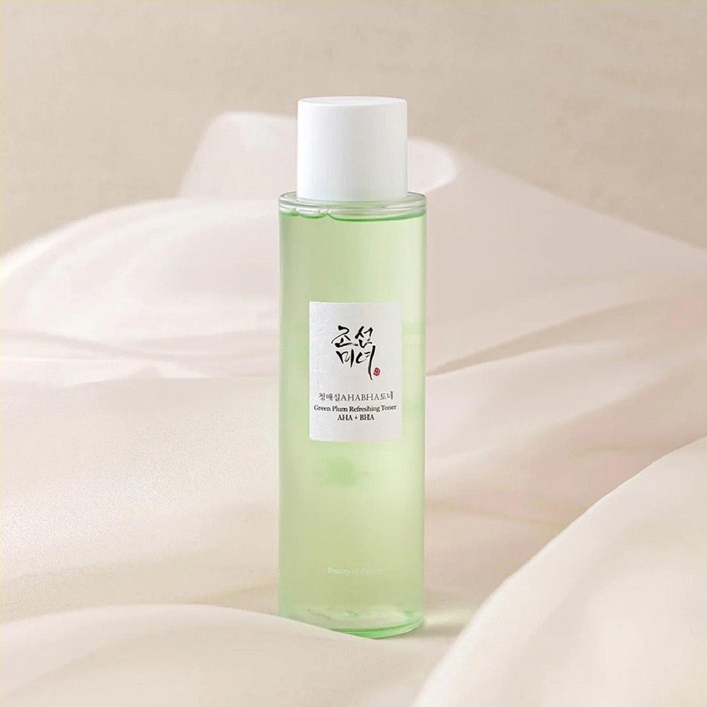 Korean Ginseng Hydrating Essence — Nourishing Glow Face Toner Skincare — product photo 2